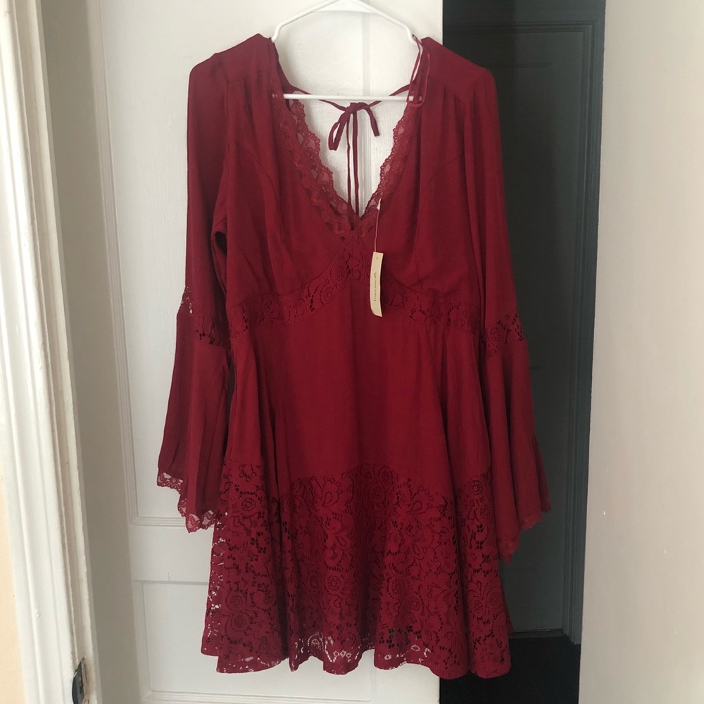 Francesca’s Marissa lace shift dress